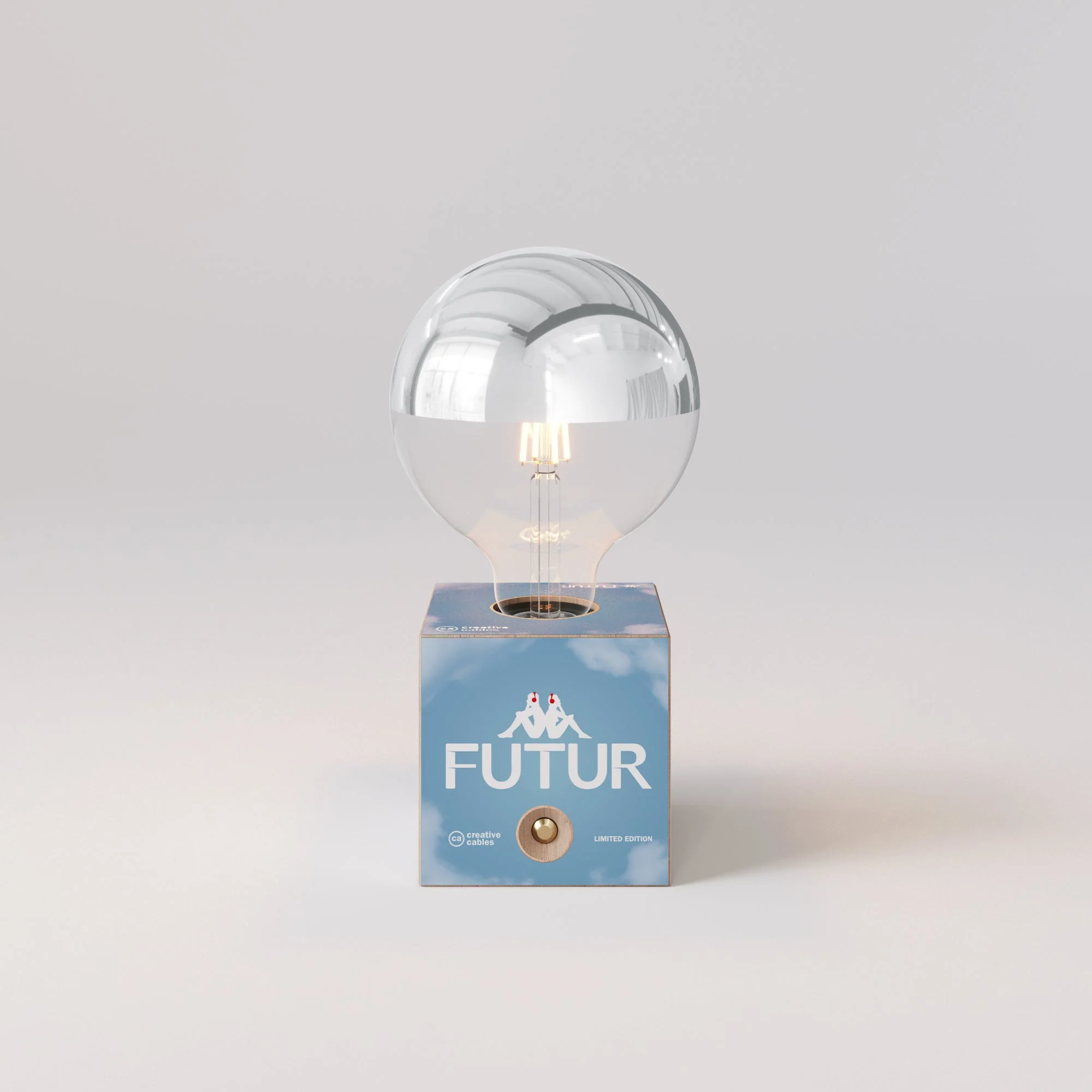 Cabless03 "Futur" battery lamp with silver half-sphere globe bulb - Futur Festival - Image 4