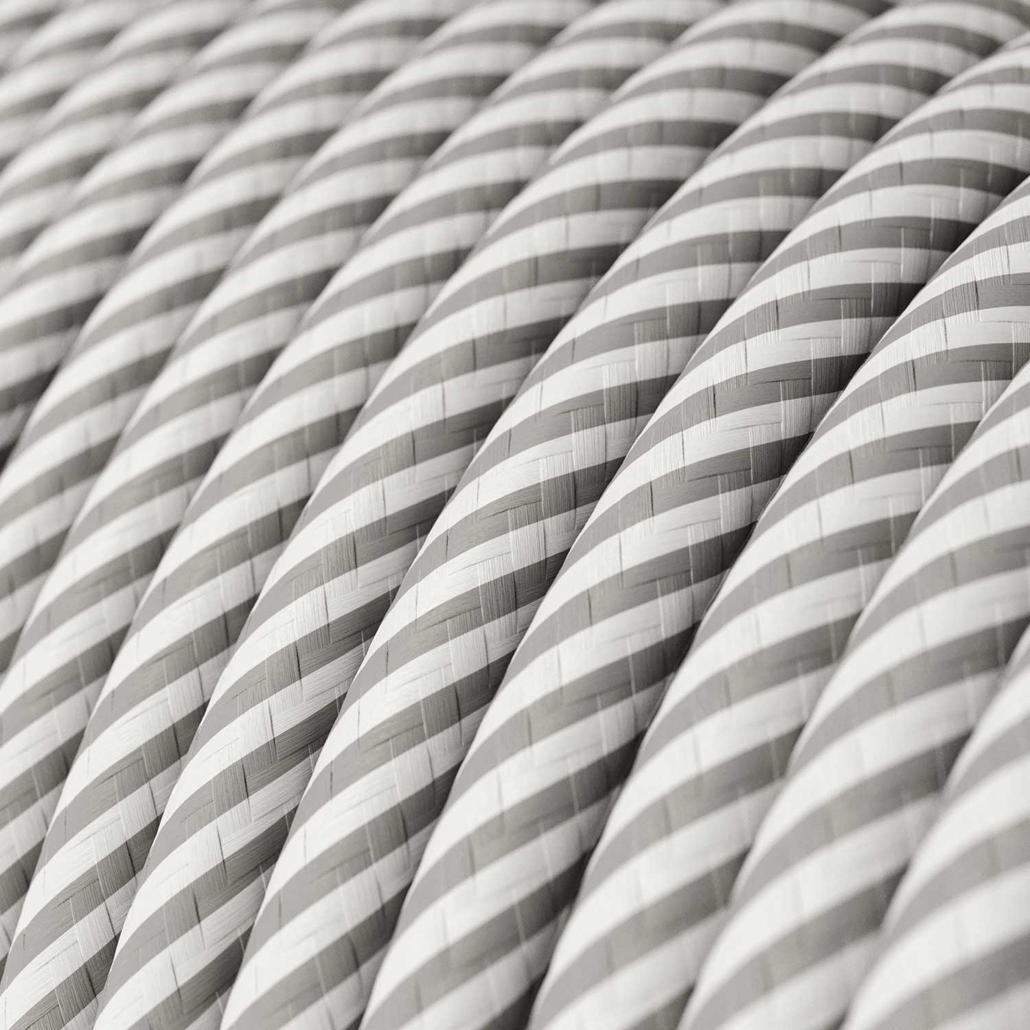 Electric cable in Optic White and Aluminium Vertigo fabric – The Original Creative Cables, for unique lamps – ERM46 - Image 2