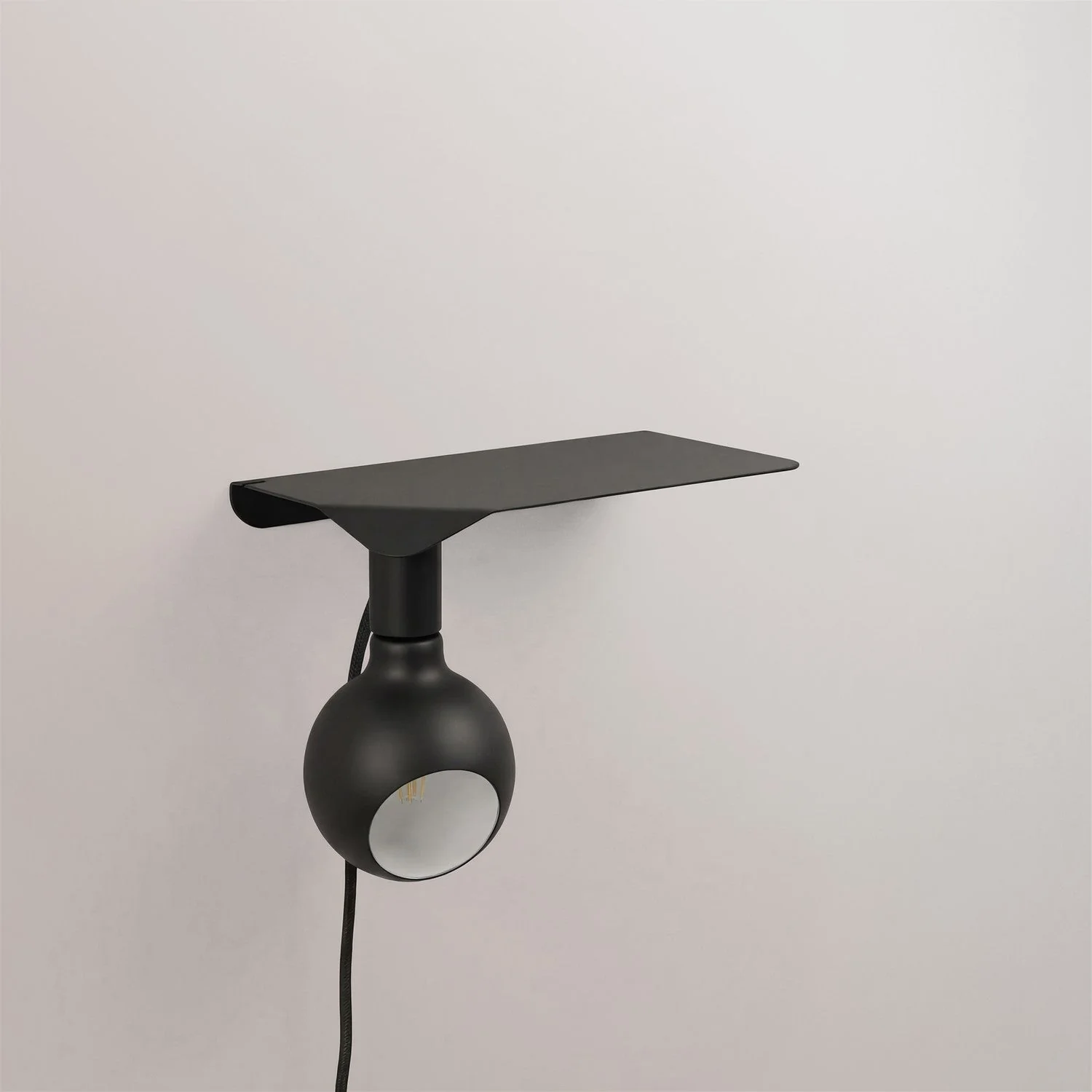 Combo Camo - Shelf lamp with UK Plug - Black - Image 5