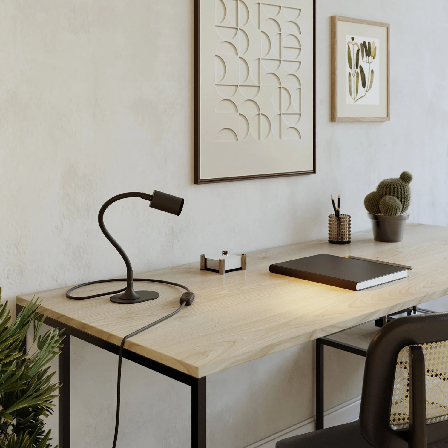 MAG-Y desk lamp with Flex, oval metal base, spot light and UK plug - Black - Image 2