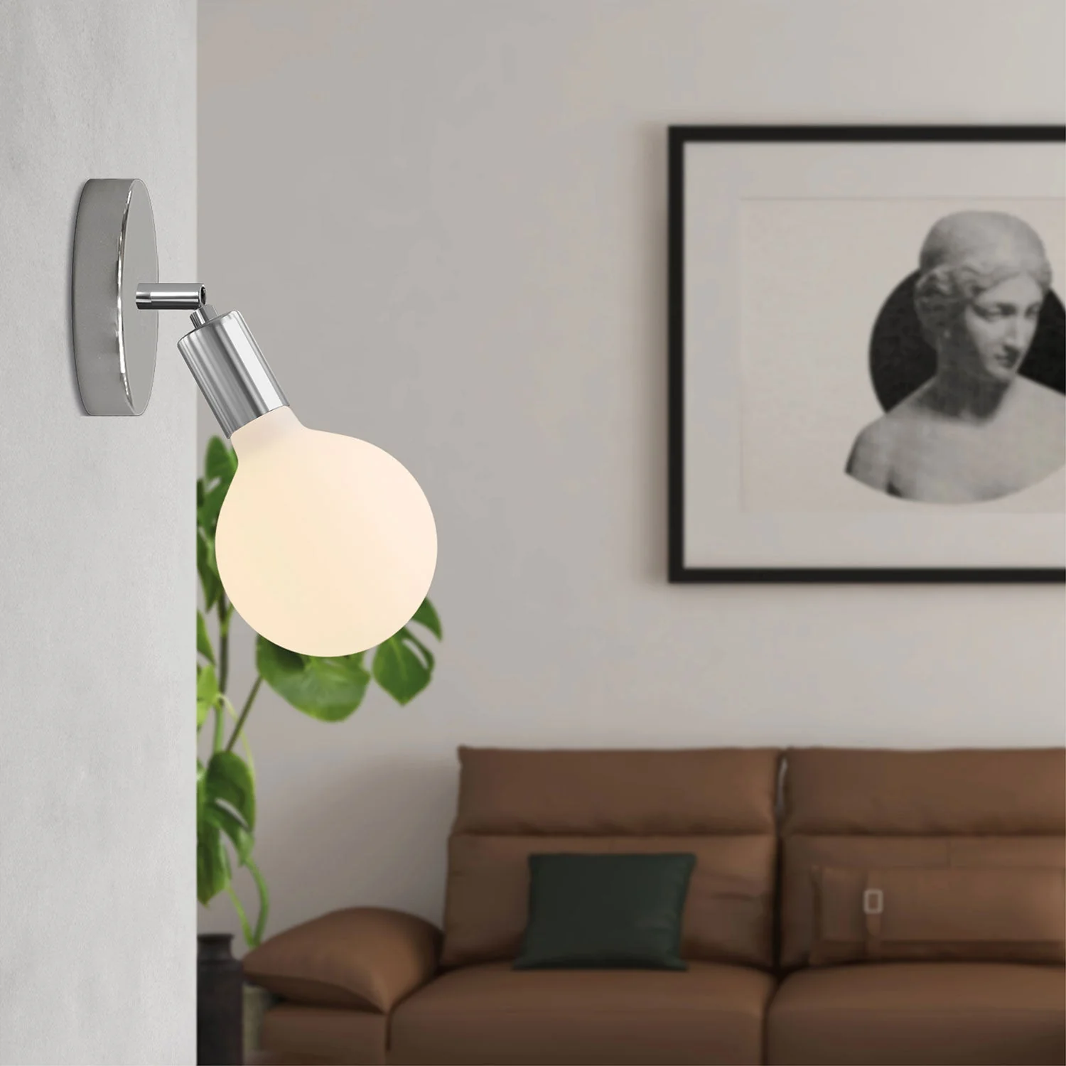 Fermaluce Snodo metal lamp with Globe Porcelain light bulb β Chrome - Image 2
