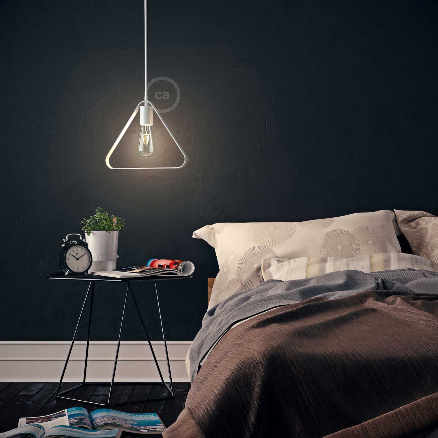 Metal Duedì Apex lampshade with metal lamp holder cover and E27 lamp holder - White - Image 2