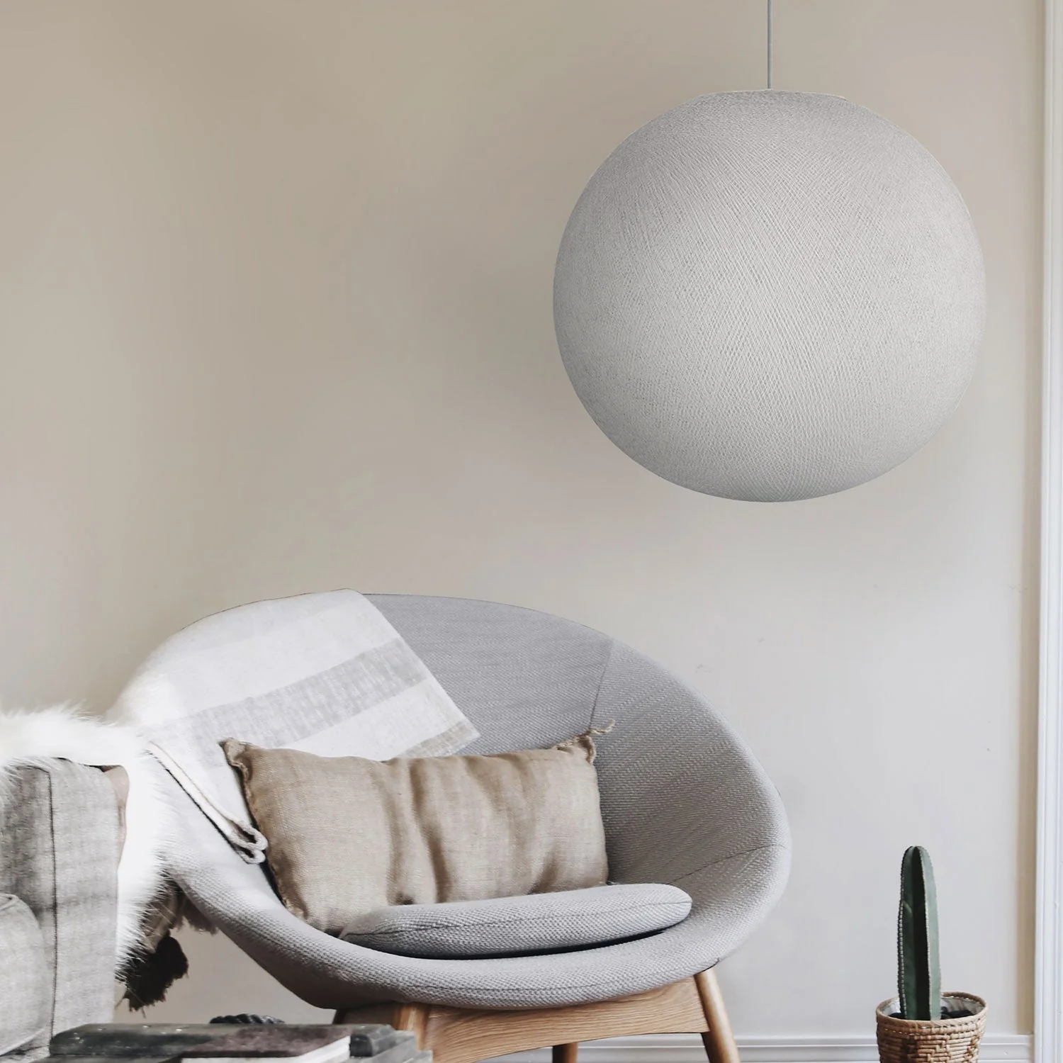 Sfera Light lampshade in hand-made thread – White Polyester - Image 3
