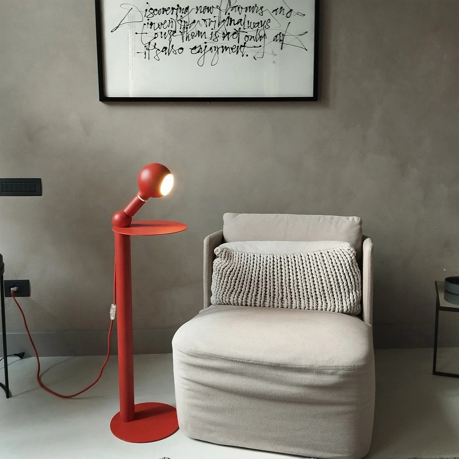 Rocco - Floor lamp with Camo Light bulb - Red - Image 3