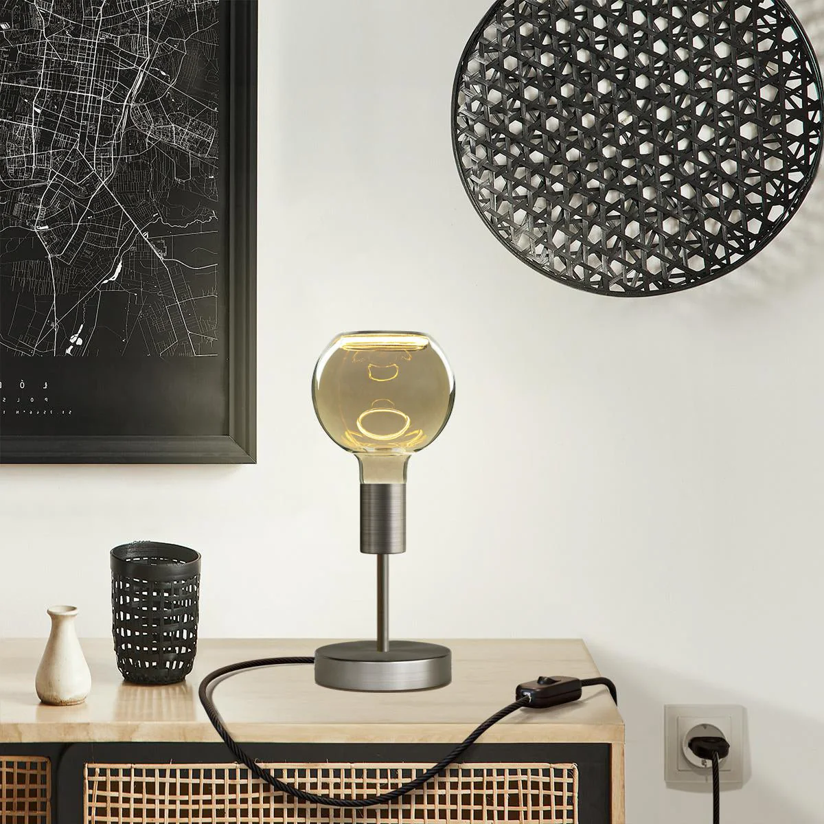 Alzaluce Globo Ghost table lamp in metal - Satin titanium - Image 2