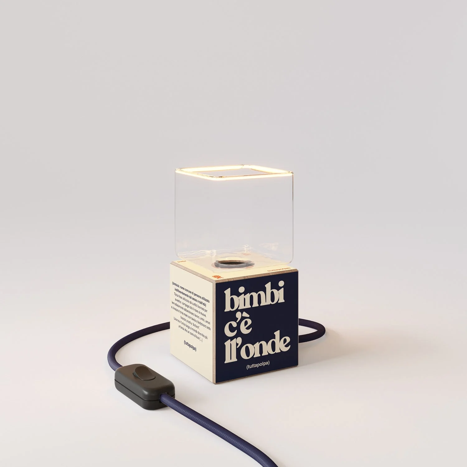Cubetto Table Lamp "Bimbi c'è l'onde" with Ghost light bulb - Tuttapolpa