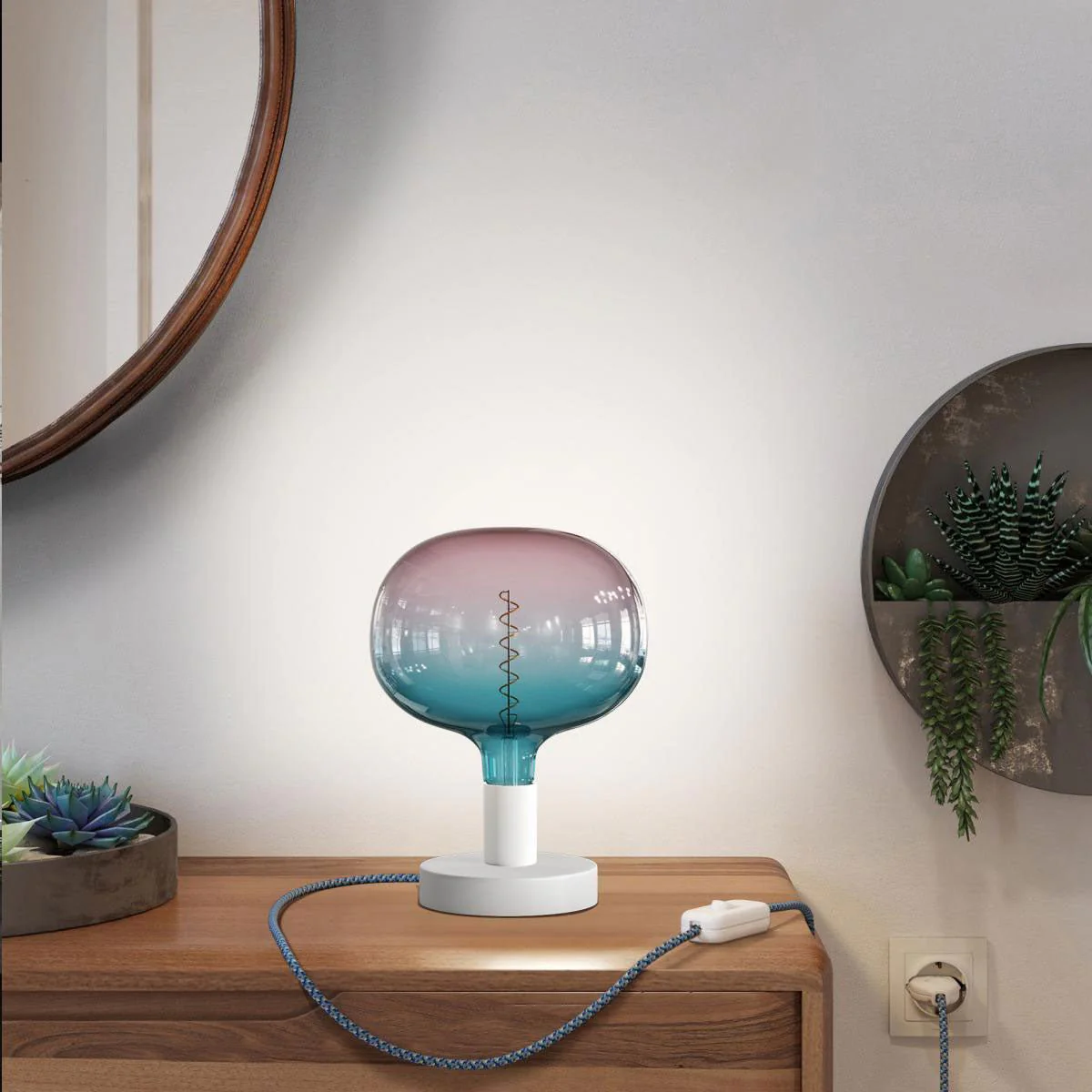 Posaluce Cobble table lamp in metal - Matt white - Image 2