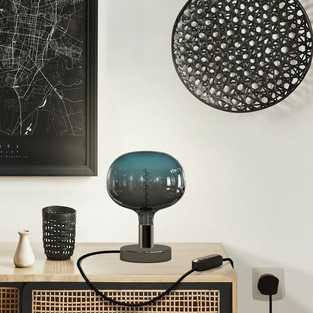 Posaluce Cobble table lamp in metal with UK plug - Pearl black - Image 6