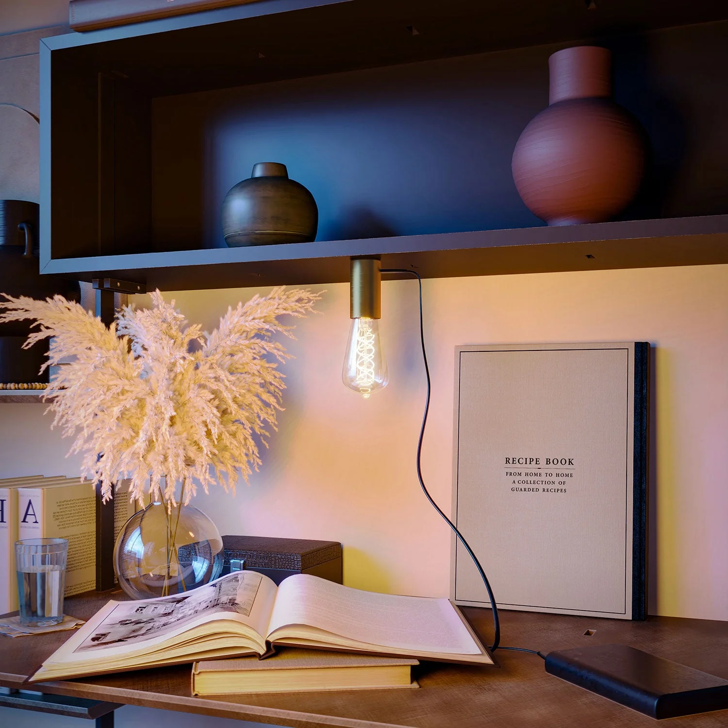 YES! Portable lamp at 5V with ST64 light bulb - Satin bronze - Image 3
